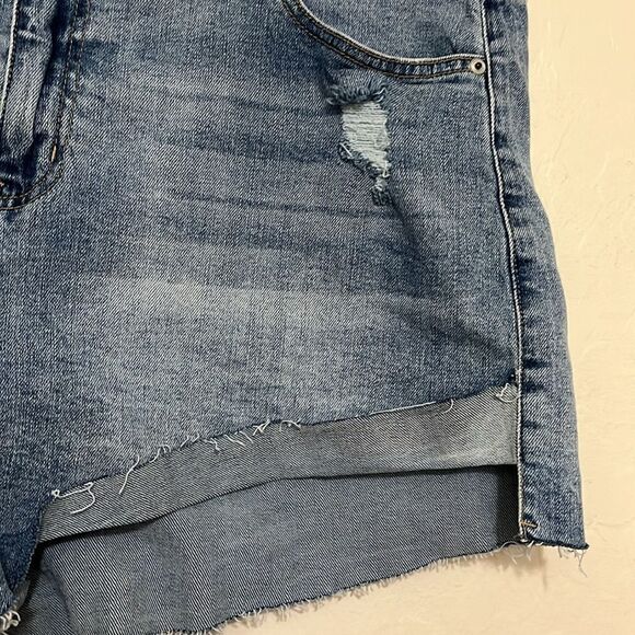 Fashion Nova Blue Ripped Boho Distressed City Queen High Waist Flip Denim Shorts - Picture 11 of 16